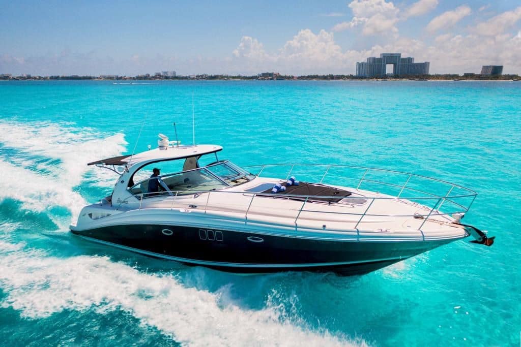 Yate 50 pies (15 personas) Mexpedition